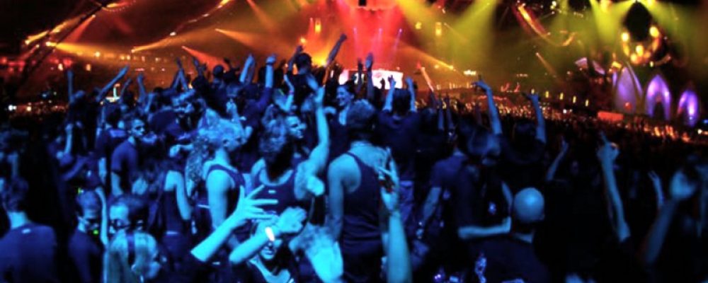 Detienen a 52 personas en una fiesta electrónica en Rosario – Télam